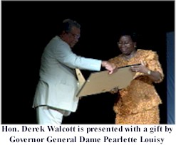 Governor General makes presentation to Walcott
